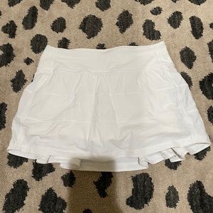 LULULEMON WHITE PACE RIVAL SKIRT 13” - SIZE 2 🍋